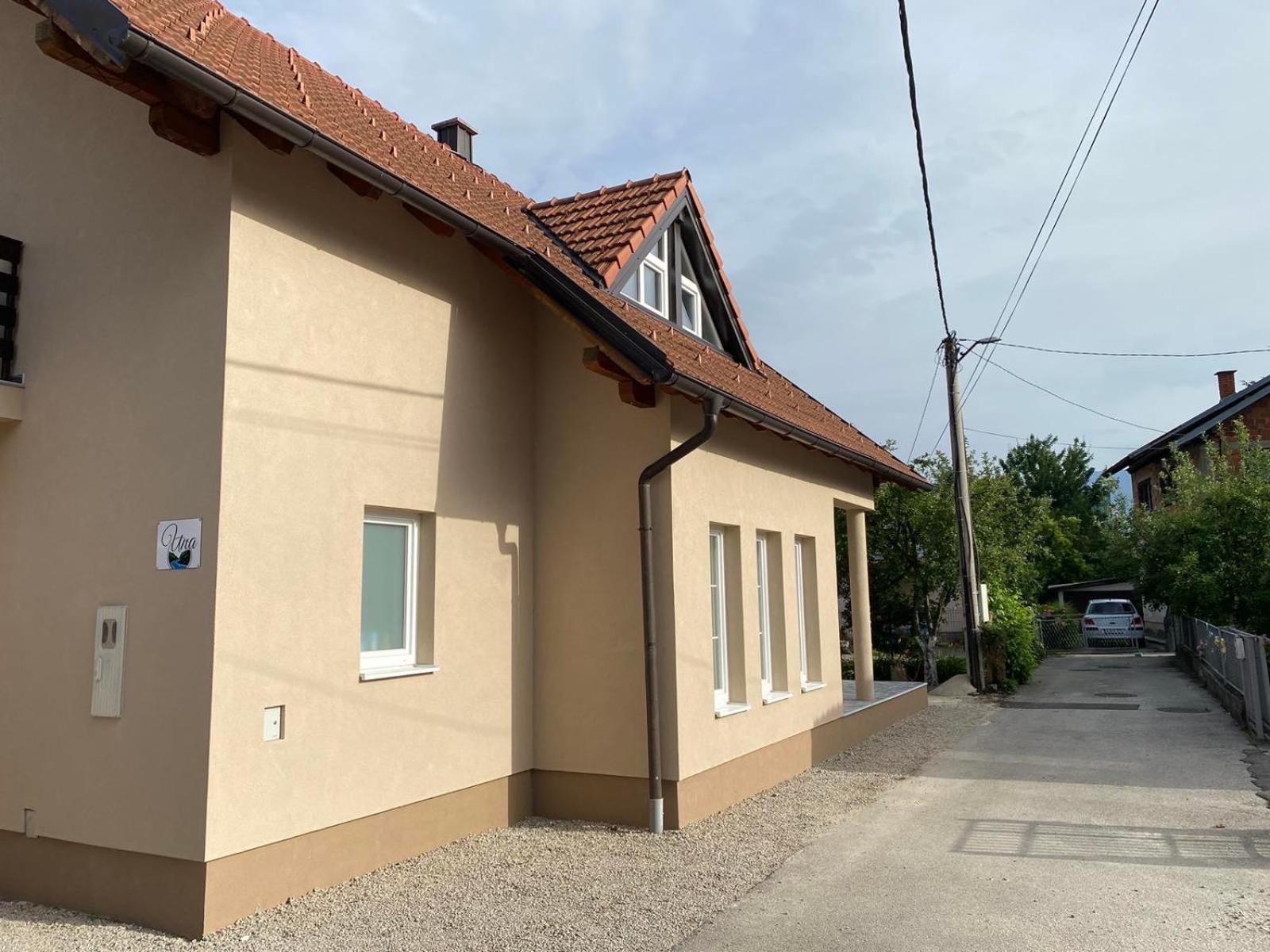 Una Bihać エクステリア 写真